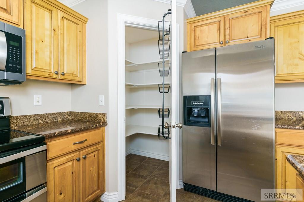 1576 Spaulding Lane Pocatello, ID 83201 - Photo 11 of 50