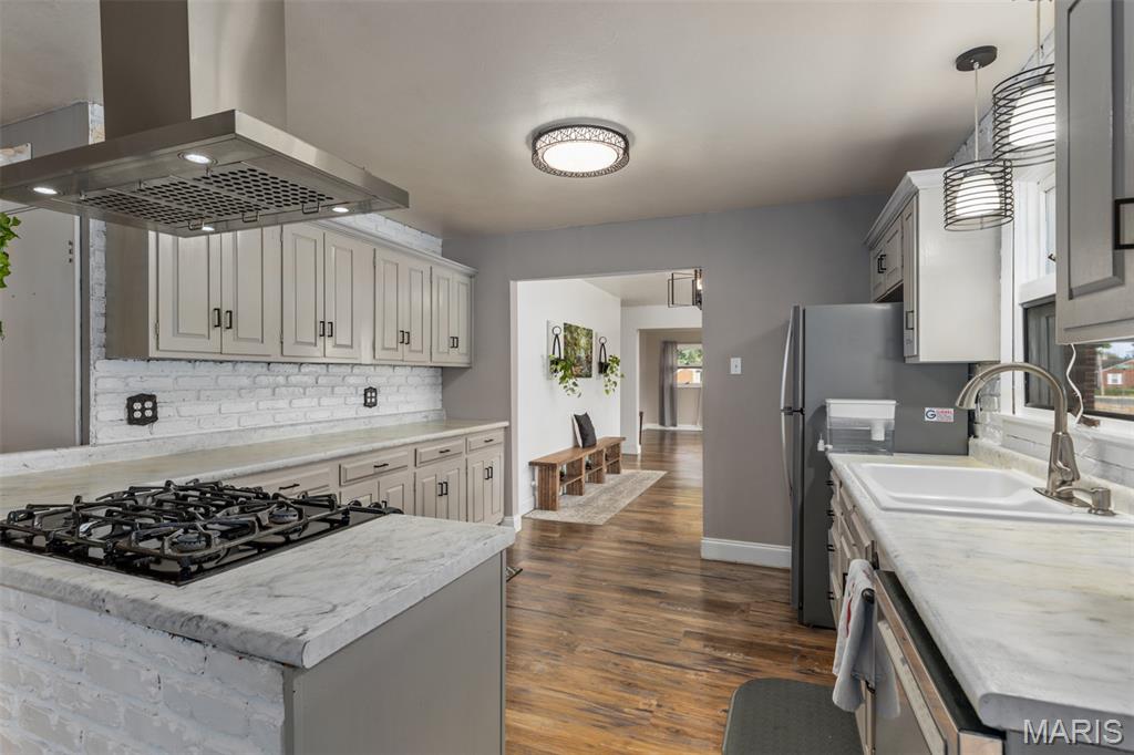 1107 West 6th Street Staunton, IL 62088 - Photo 15 of 29