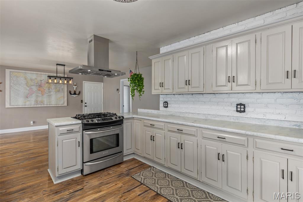 1107 West 6th Street Staunton, IL 62088 - Photo 17 of 29