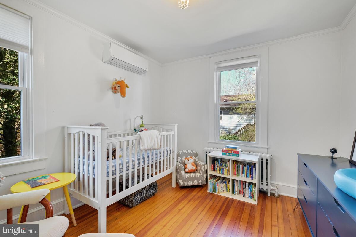 5 Vassar Circle Glen Echo, MD 20812 - Photo 28 of 46 Bedroom 3