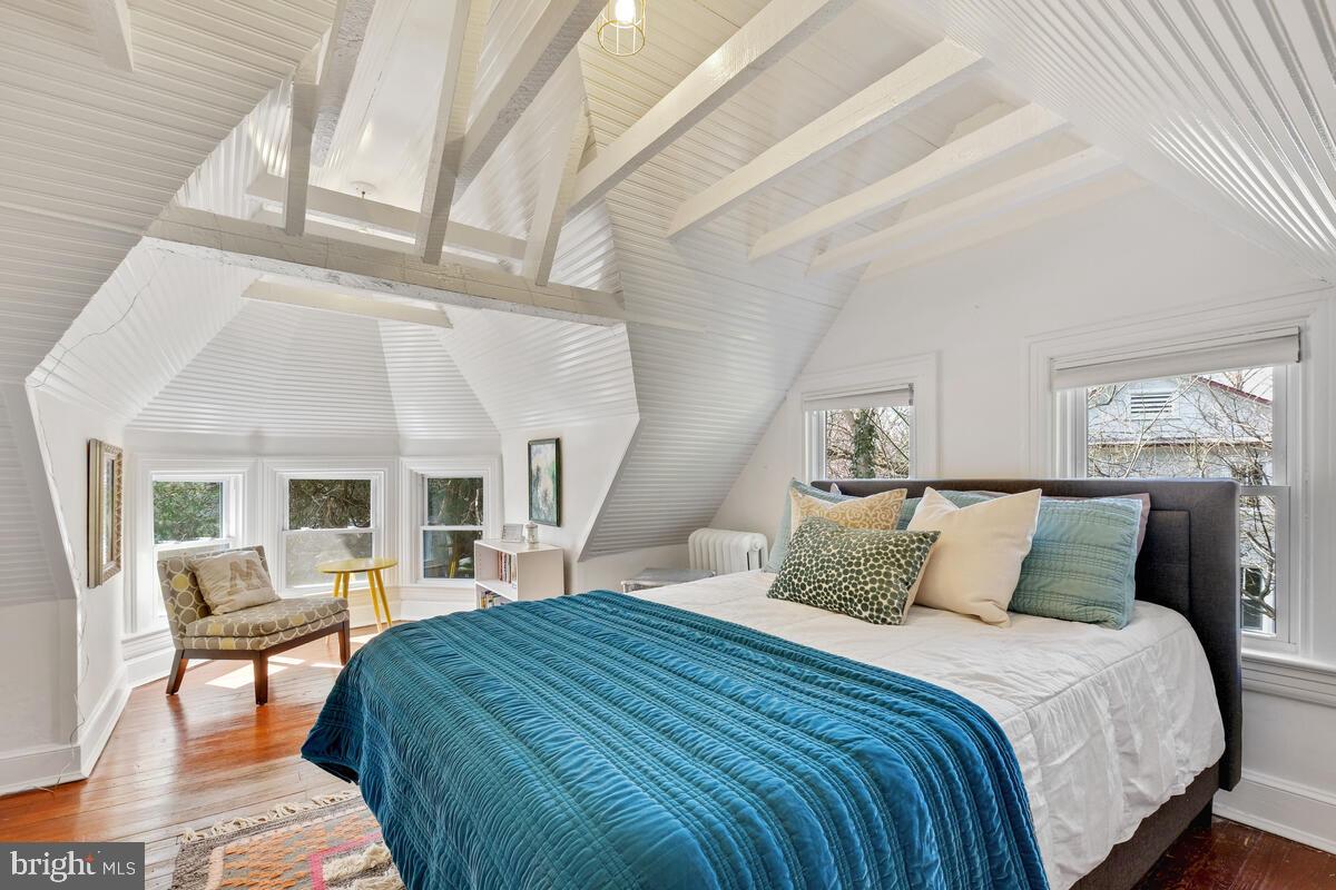 5 Vassar Circle Glen Echo, MD 20812 - Photo 31 of 46 Bedroom 4 w/ Vaulted Ceiling and Sitting Area