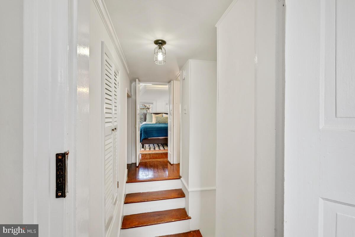 5 Vassar Circle Glen Echo, MD 20812 - Photo 32 of 46