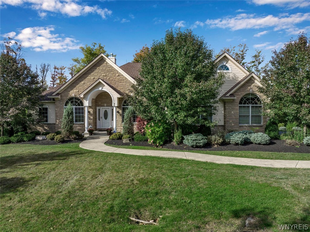 44 Birdsong Parkway, Orchard Park, NY 14127 Compass