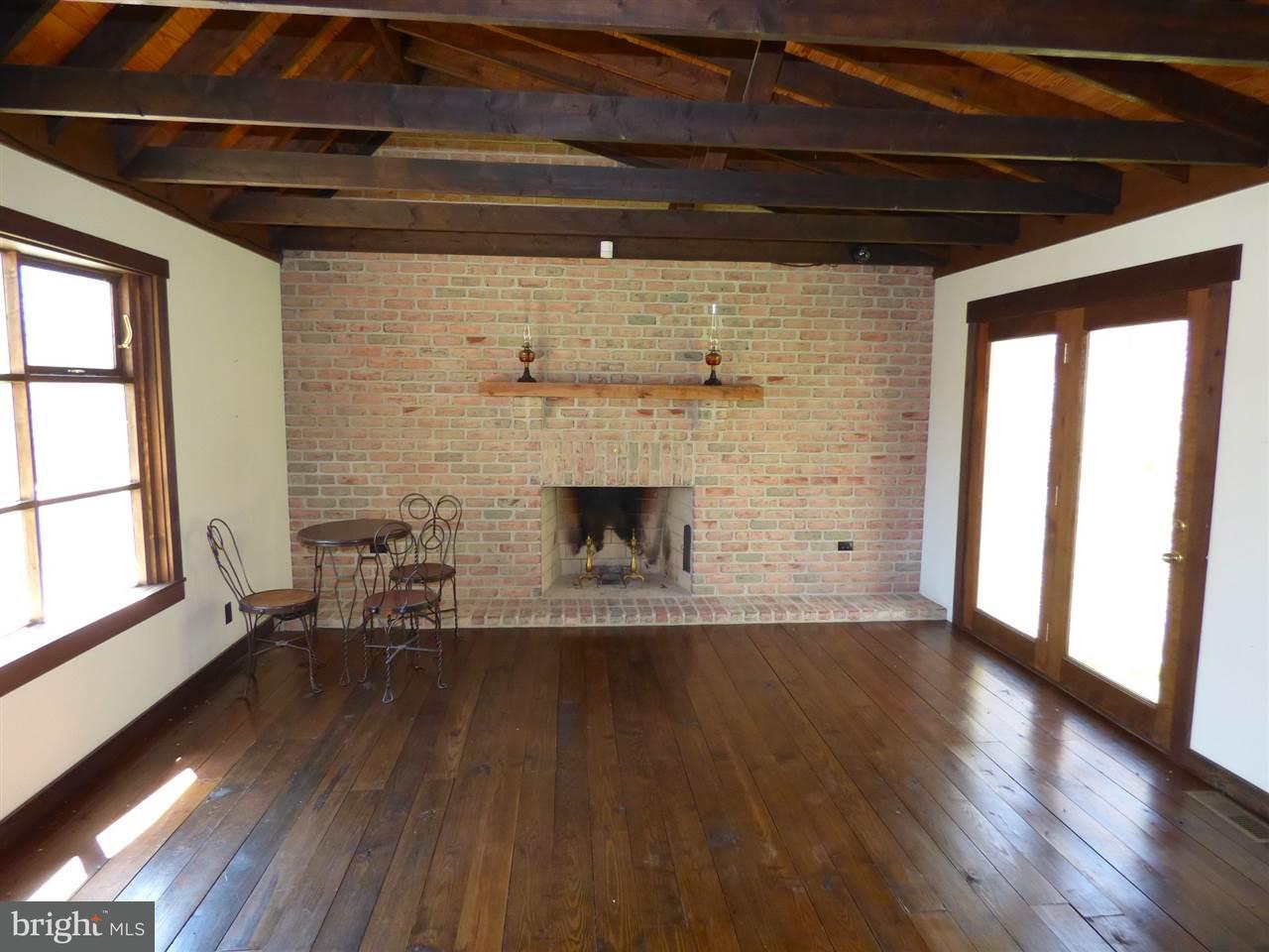 450 Mountain Road Liverpool, PA 17045 - Photo 3 of 25 Gallery Image 3