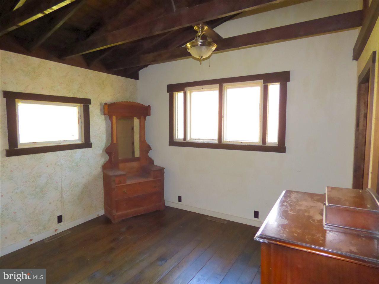 450 Mountain Road Liverpool, PA 17045 - Photo 9 of 25 Gallery Image 9