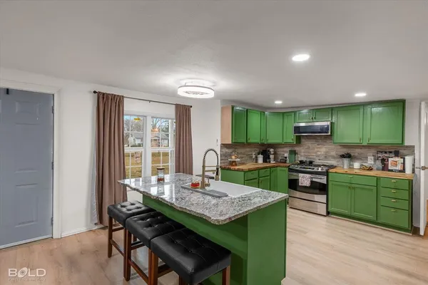 $99,000 | 116 Thomas Street, Oil City, LA 71061