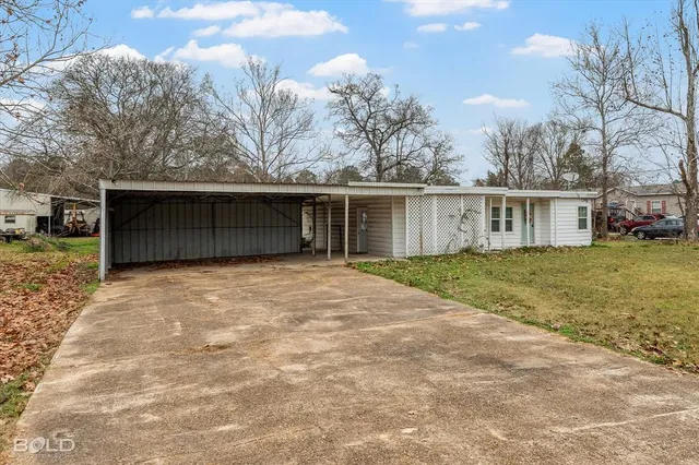 $99,000 | 116 Thomas Street, Oil City, LA 71061