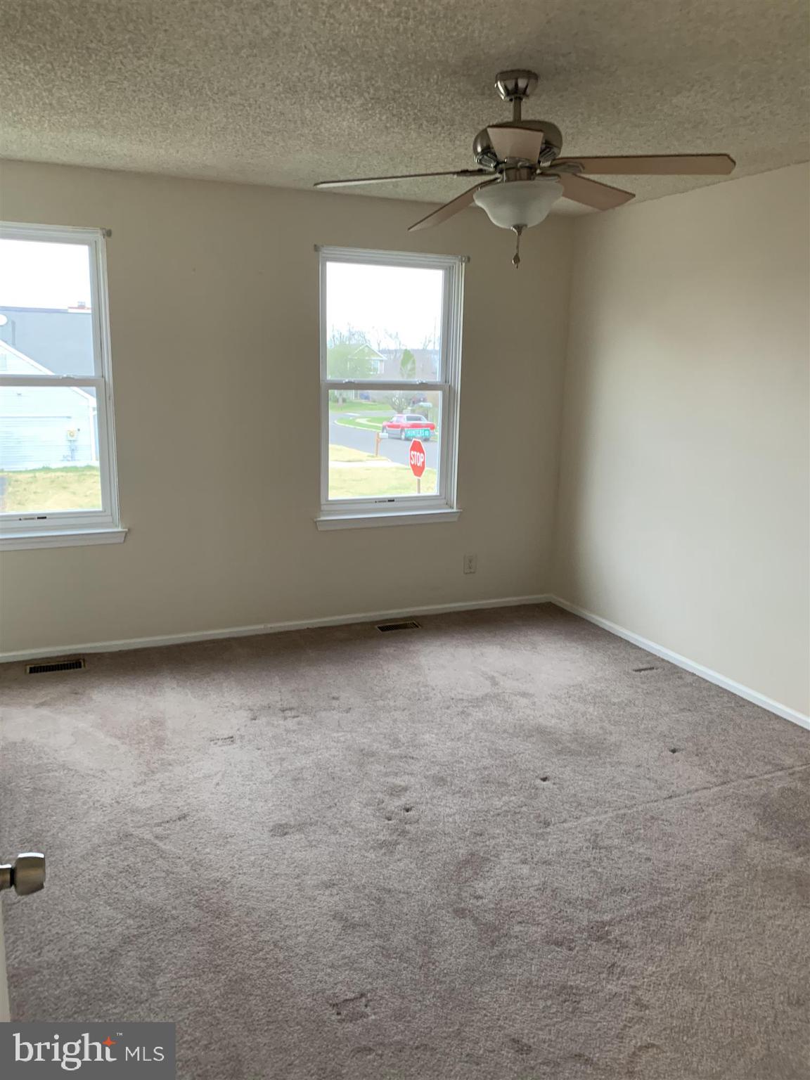 302 Hunters Road Swedesboro, NJ 08085 - Photo 12 of 18 Gallery Image 12