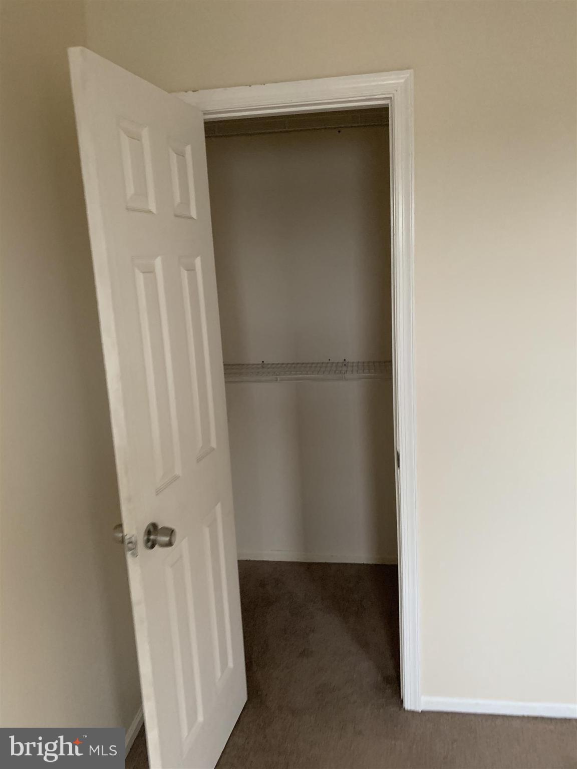 302 Hunters Road Swedesboro, NJ 08085 - Photo 13 of 18 Gallery Image 13