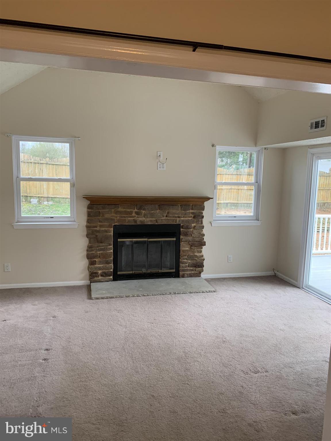 302 Hunters Road Swedesboro, NJ 08085 - Photo 7 of 18 Gallery Image 7