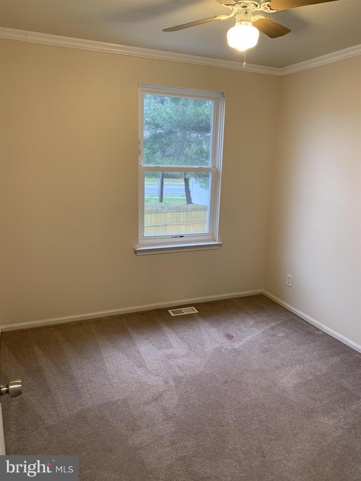 302 Hunters Road Swedesboro, NJ 08085 - Photo 10 of 18 Gallery Image 10