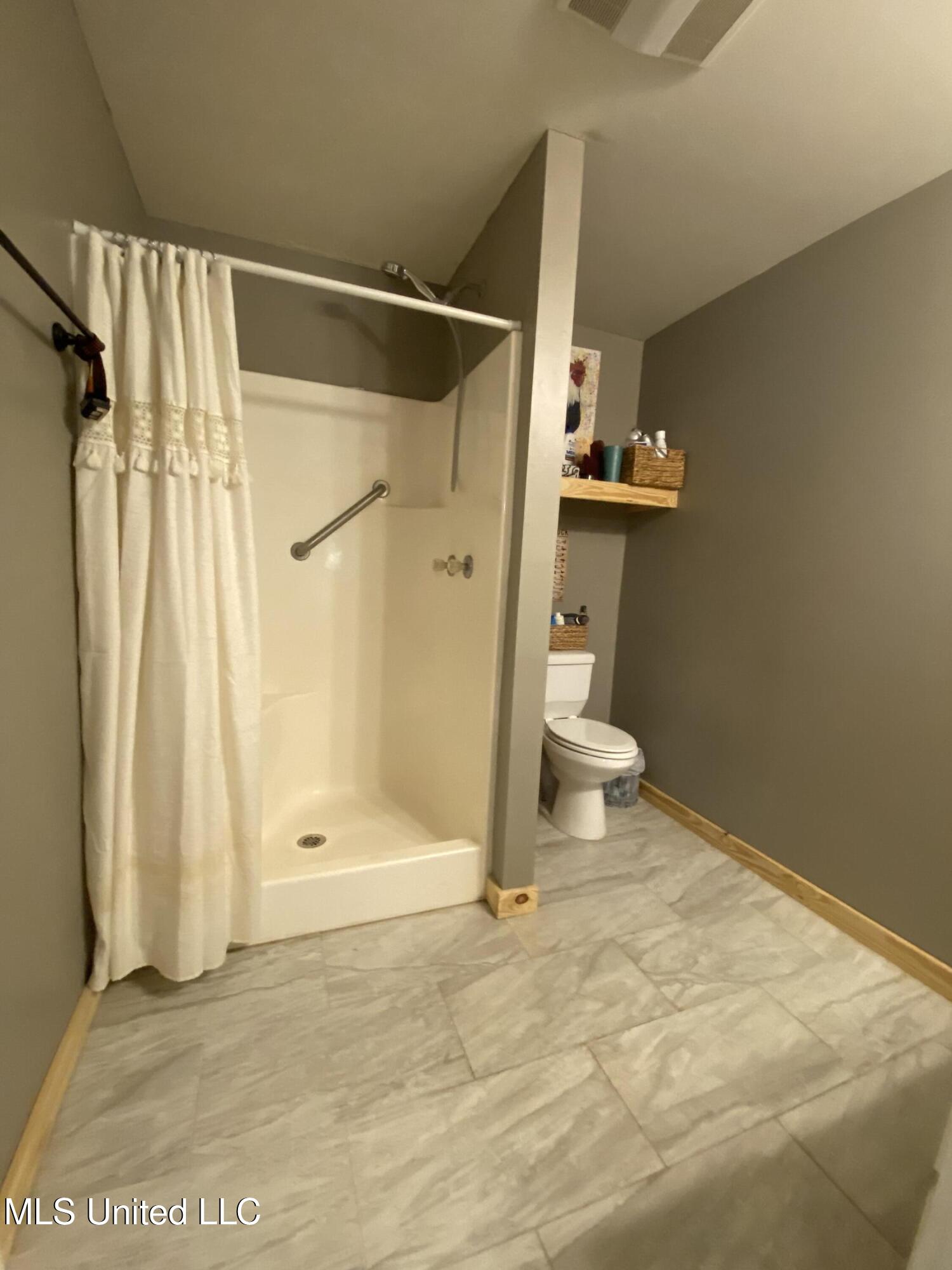 22 Uncle Pete Road Carriere, MS 39426 - Photo 13 of 17 12B, BA, IMG_4492