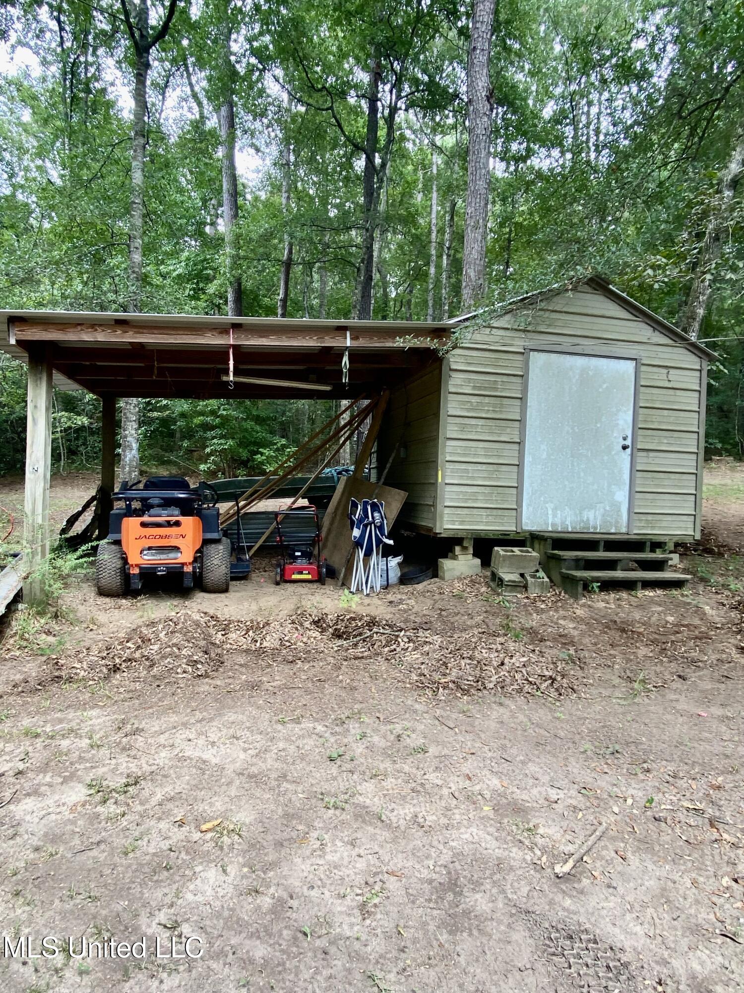 22 Uncle Pete Road Carriere, MS 39426 - Photo 15 of 17 14 Storage Building, IMG_4501