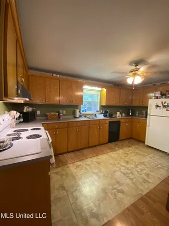 $155,000 | 22 Uncle Pete Road, Carriere, MS 39426