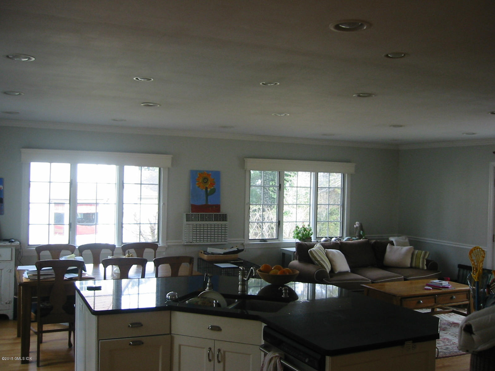 25 Terrace Avenue Riverside, CT 06878 - Photo 5 of 10 a living room filled with furniture