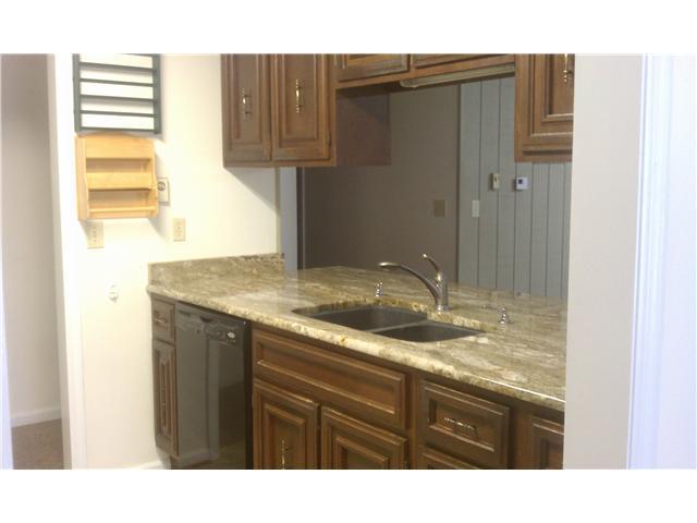 7159 Lantern Road Indianapolis, IN 46256 - Photo 6 of 17 Gallery Image 6