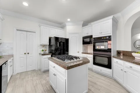 $929,000 | 1622 Cottage Landing Lane, Houston, TX 77077