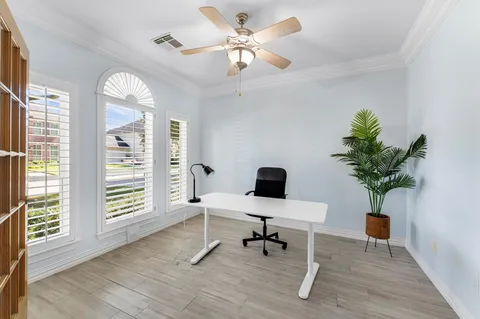 $945,000 | 1622 Cottage Landing Lane, Houston, TX 77077