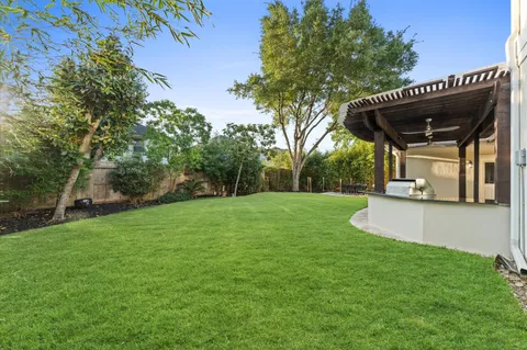 $945,000 | 1622 Cottage Landing Lane, Houston, TX 77077