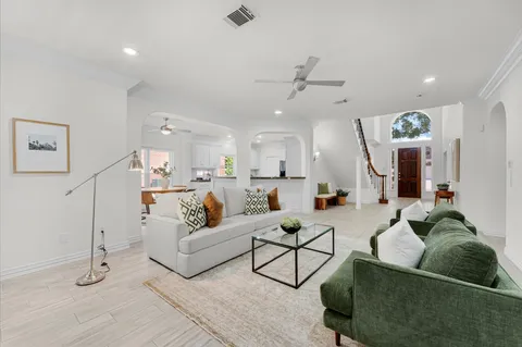 $945,000 | 1622 Cottage Landing Lane, Houston, TX 77077