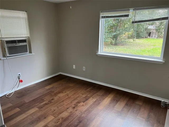 $1,200 | 2207 Speight Avenue, Waco, TX 76706