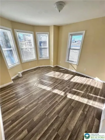 $1,995 | 909 South Hall Street, Allentown, PA 18103