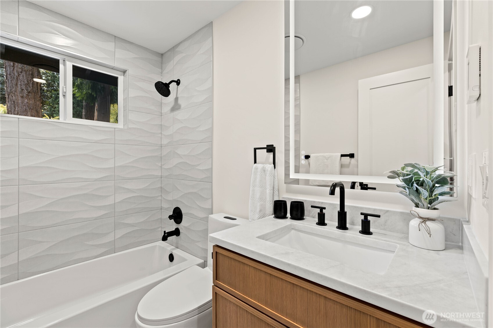 20921 West Richmond Road Bothell, WA 98021 - Photo 29 of 40 Gallery Image 29