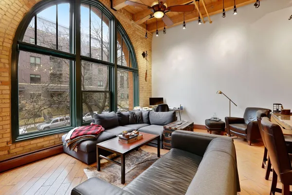 $2,150 | 400 North 1st Street, Unit 207, Minneapolis, MN 55401
