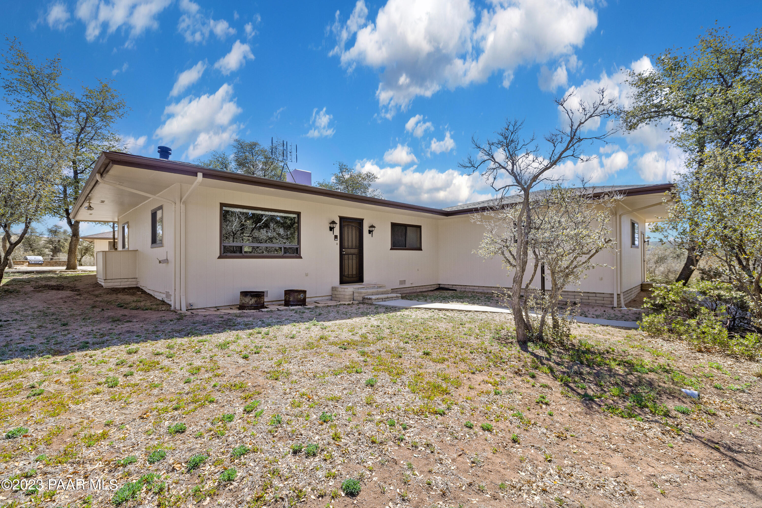 1340 West Oneal Road Prescott, AZ 86305 - Photo 2 of 29 Welcome Home