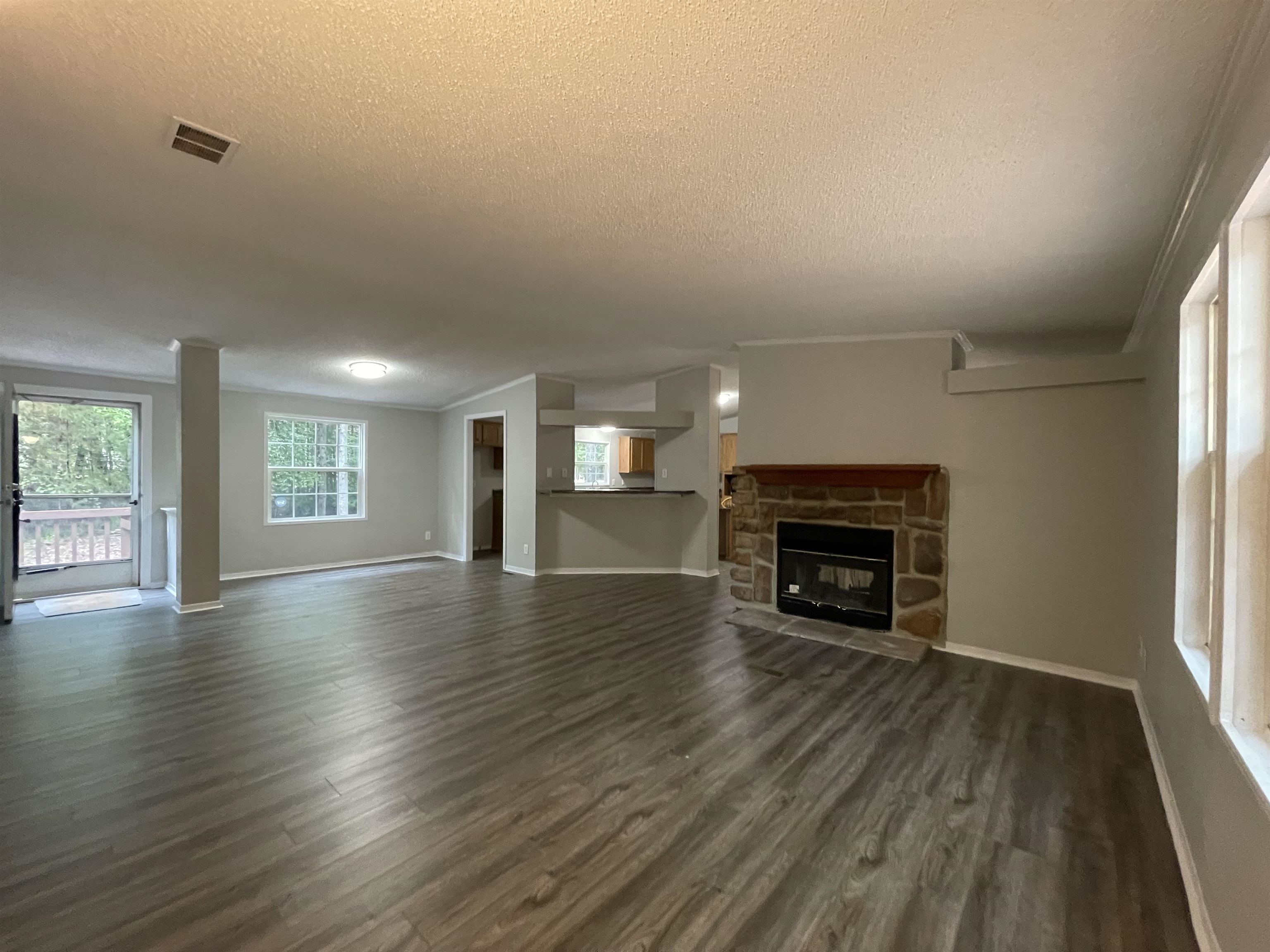 620 Cavins Road Woodruff, SC 29388 - Photo 3 of 36