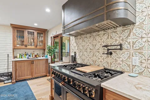 $3,300,000 | 6524 North 61st Street, Paradise Valley, AZ 85253