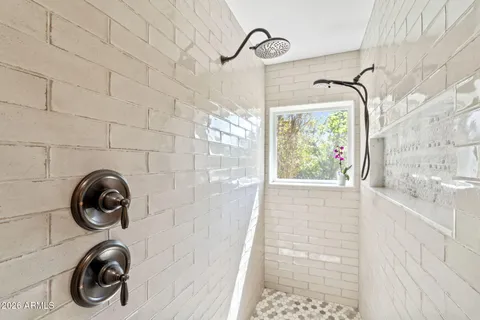 $3,300,000 | 6524 North 61st Street, Paradise Valley, AZ 85253