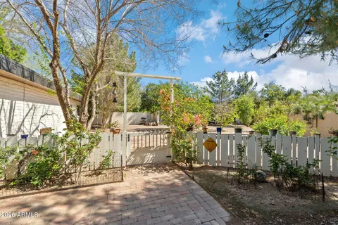 $3,300,000 | 6524 North 61st Street, Paradise Valley, AZ 85253