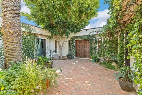 $3,300,000 | 6524 North 61st Street, Paradise Valley, AZ 85253