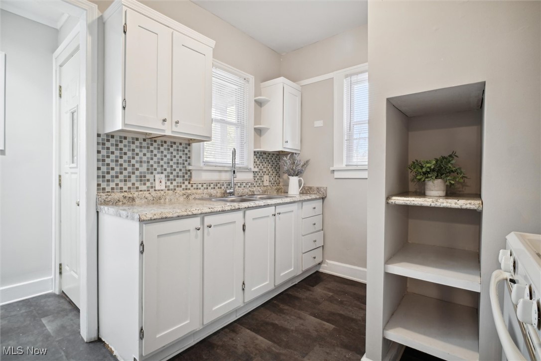 3349 Altamont Road Cleveland, OH 44118 - Photo 16 of 42