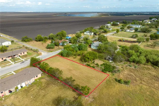 $35,000 | 436 Industrial Street, Taft, TX 78390