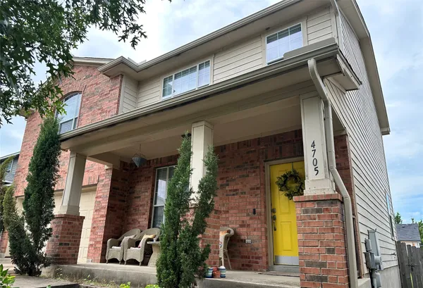 $2,200 | 4705 Fort Moultrie Lane, Unit 104, Austin, TX 78754