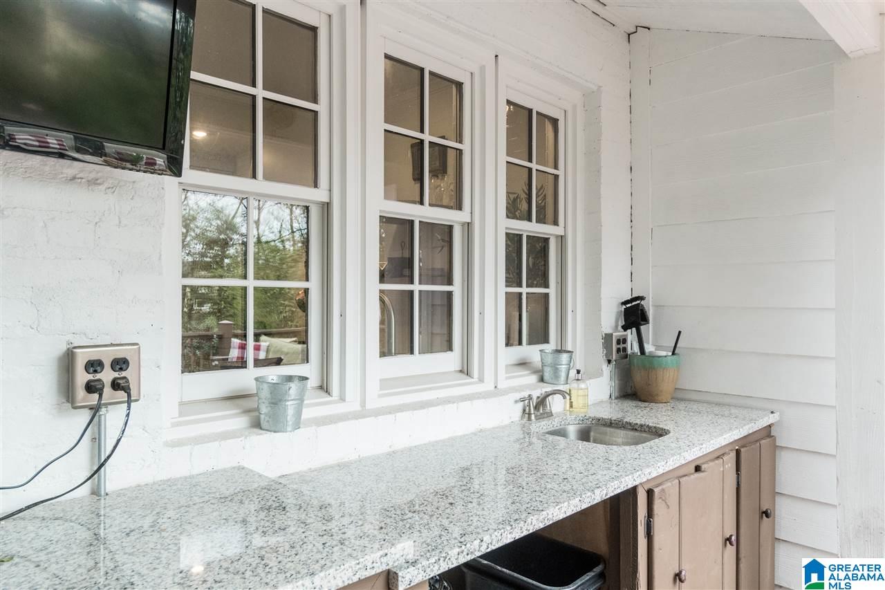 917 Irving Road Birmingham, AL 35209 - Photo 39 of 42