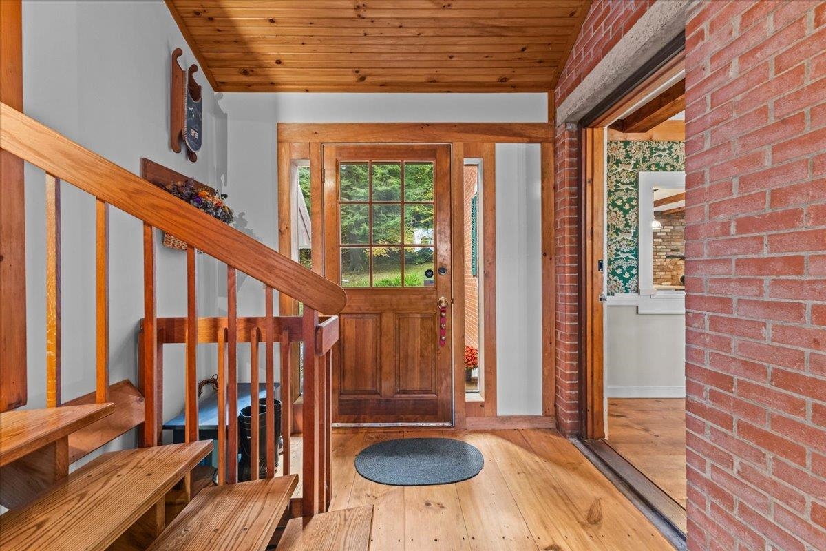 1646 Sweet Road Waterbury, VT 05677 - Photo 5 of 59 Gallery Image 5