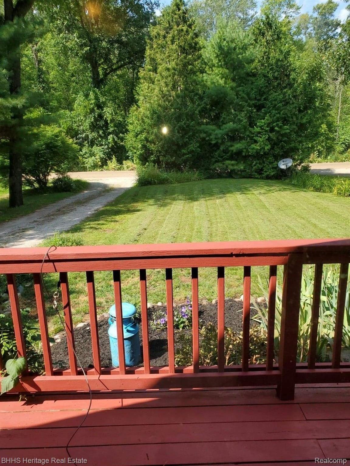 4137 West Allen Road Howell, MI 48855 - Photo 3 of 14 view from front