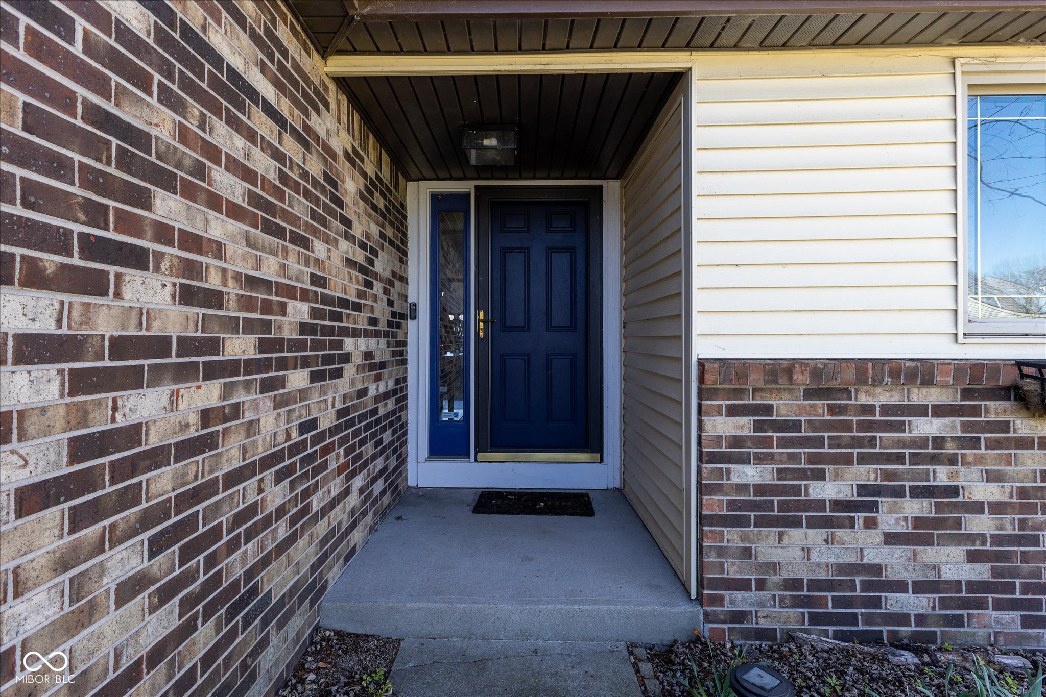 8214 Old Farm Road Indianapolis, IN 46256 - Photo 2 of 24