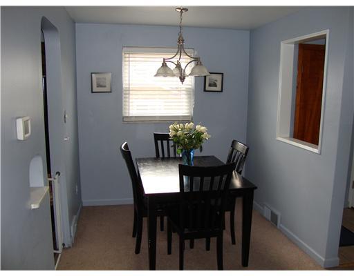 20 Porters Hollow Road Coraopolis, PA 15108 - Photo 3 of 14 Dining Room.