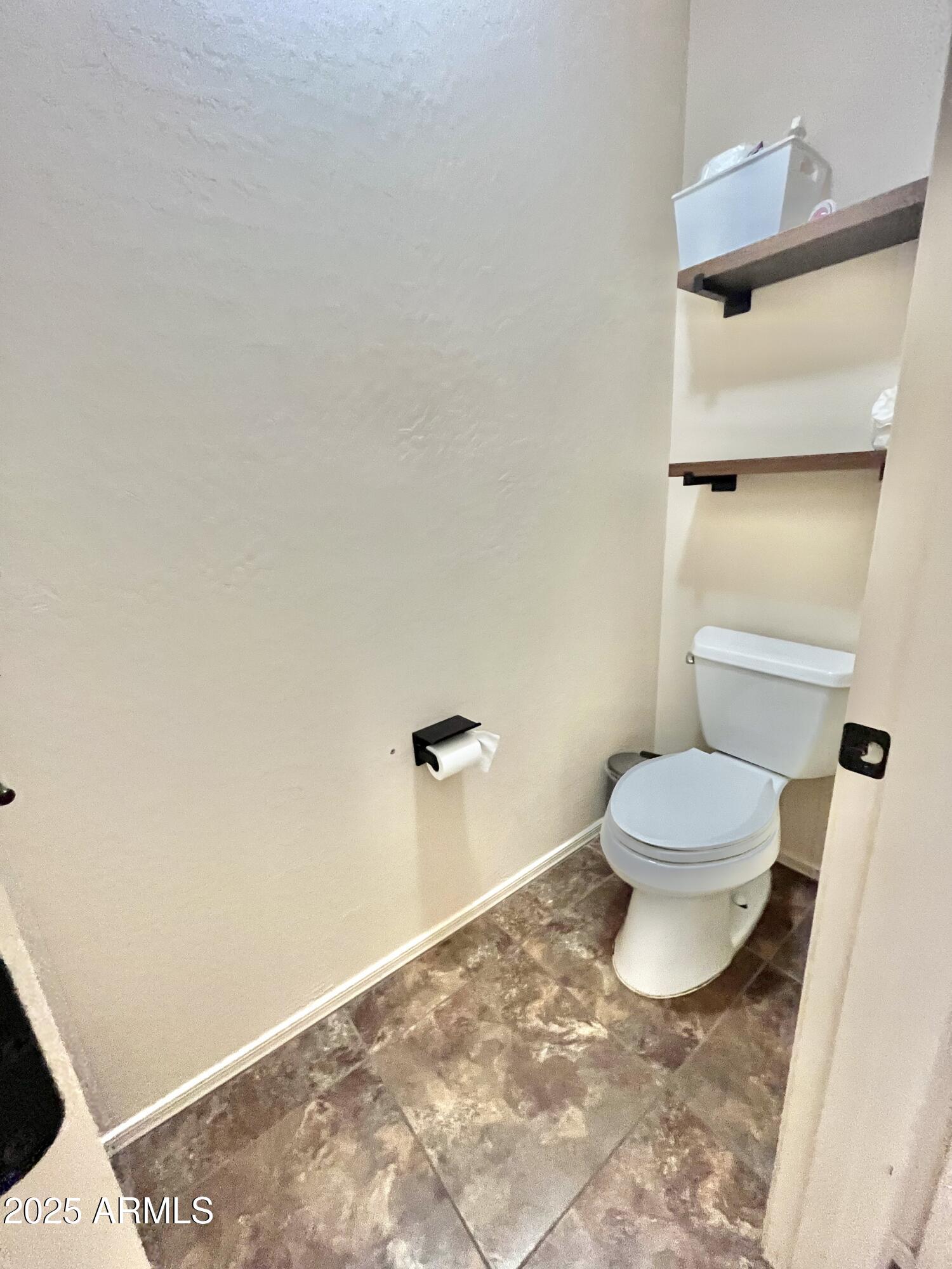 867 South Del Rio Court Apache Junction, AZ 85119 - Photo 17 of 37 23