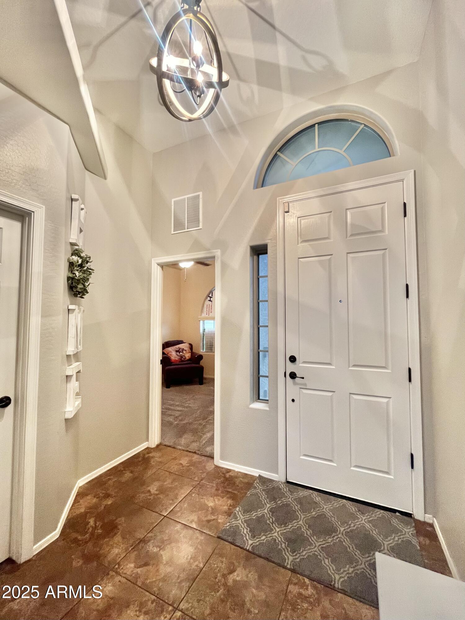 867 South Del Rio Court Apache Junction, AZ 85119 - Photo 2 of 37 6