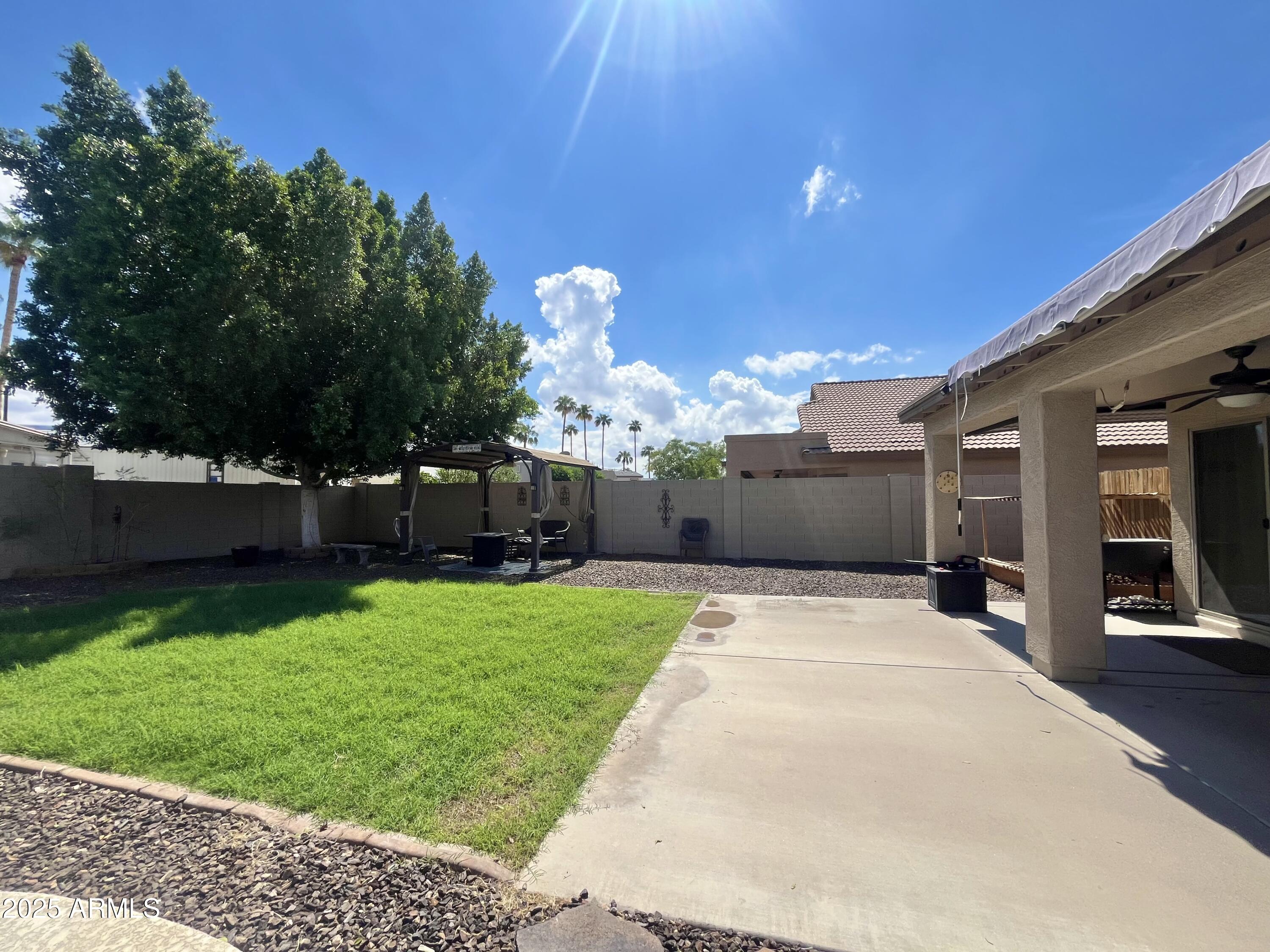 867 South Del Rio Court Apache Junction, AZ 85119 - Photo 30 of 37 4