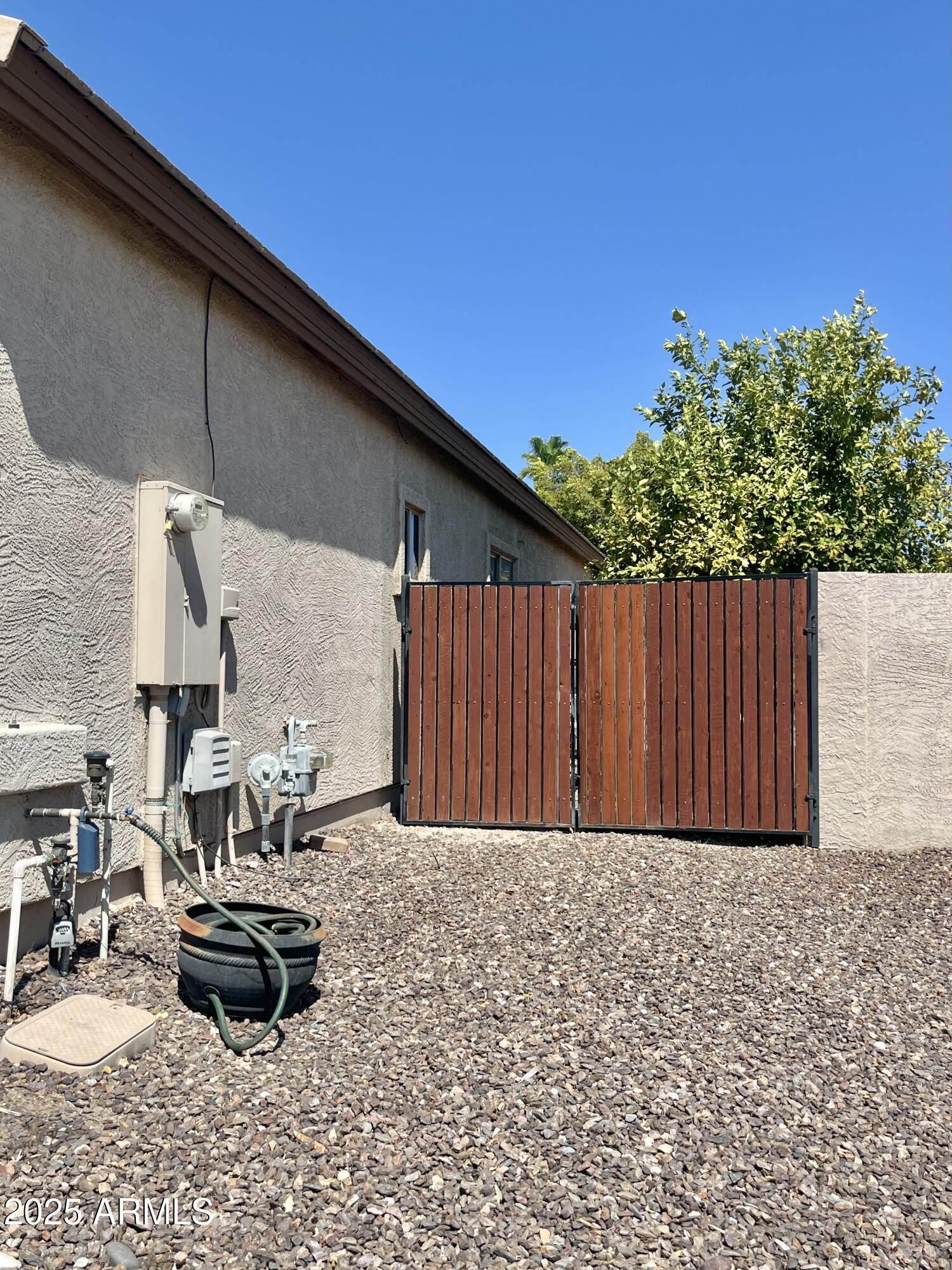 867 South Del Rio Court Apache Junction, AZ 85119 - Photo 33 of 37 36