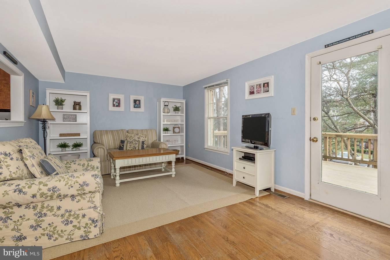 8037 Hollow Reed Court Frederick, MD 21701 - Photo 4 of 28 Gallery Image 4