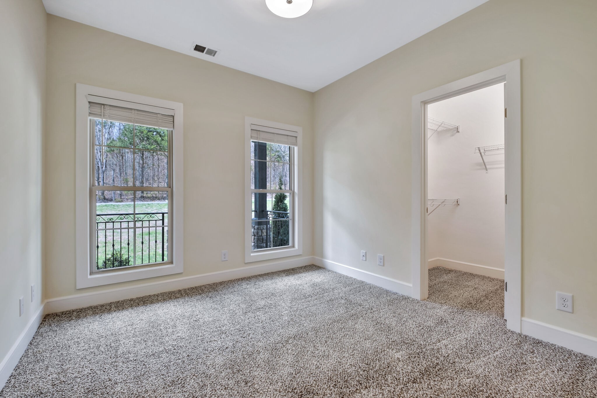 2511 Turner Road Watertown, TN 37184 - Photo 21 of 37 an empty room with windows