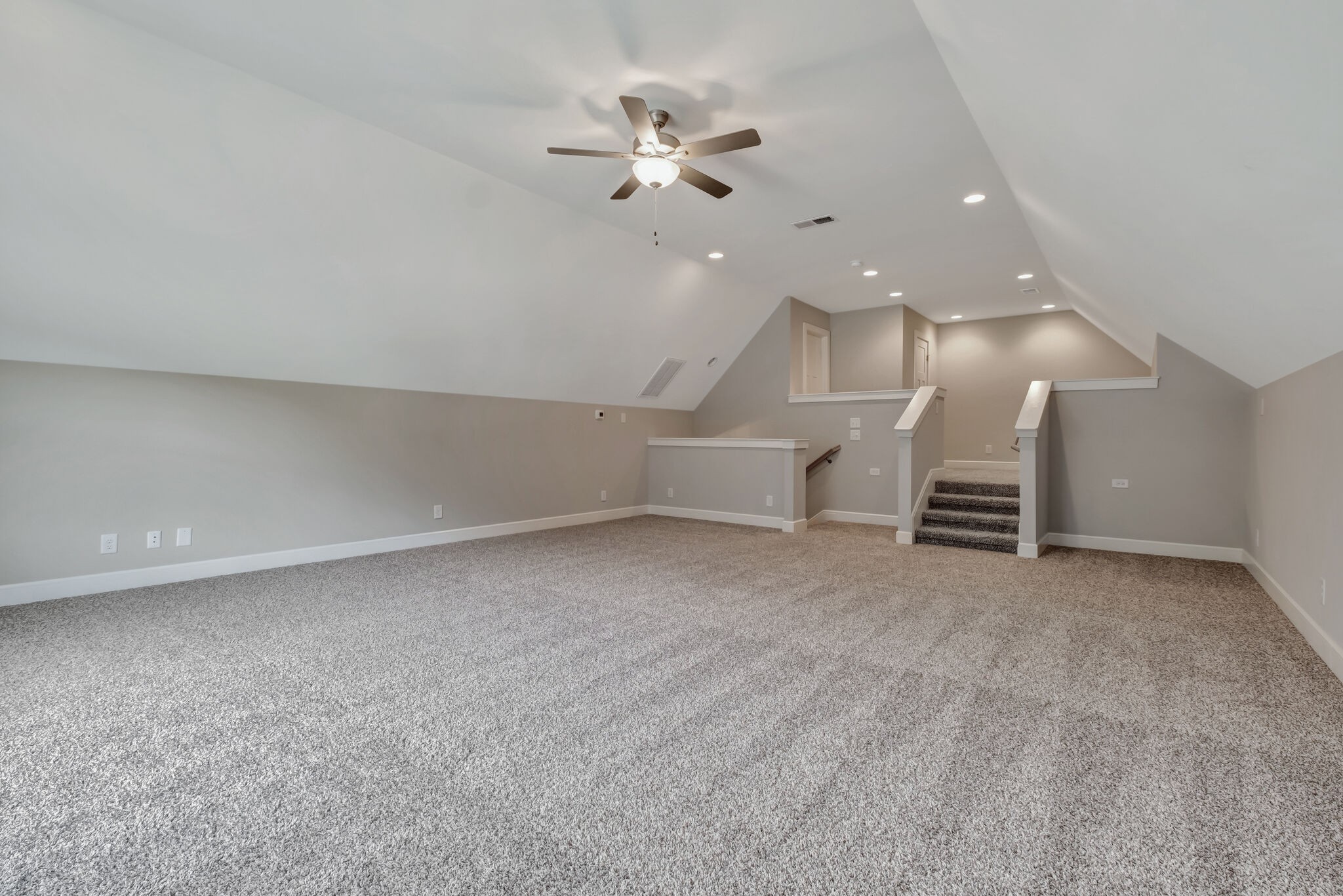 2511 Turner Road Watertown, TN 37184 - Photo 28 of 37 an empty room with a ceiling fan and window