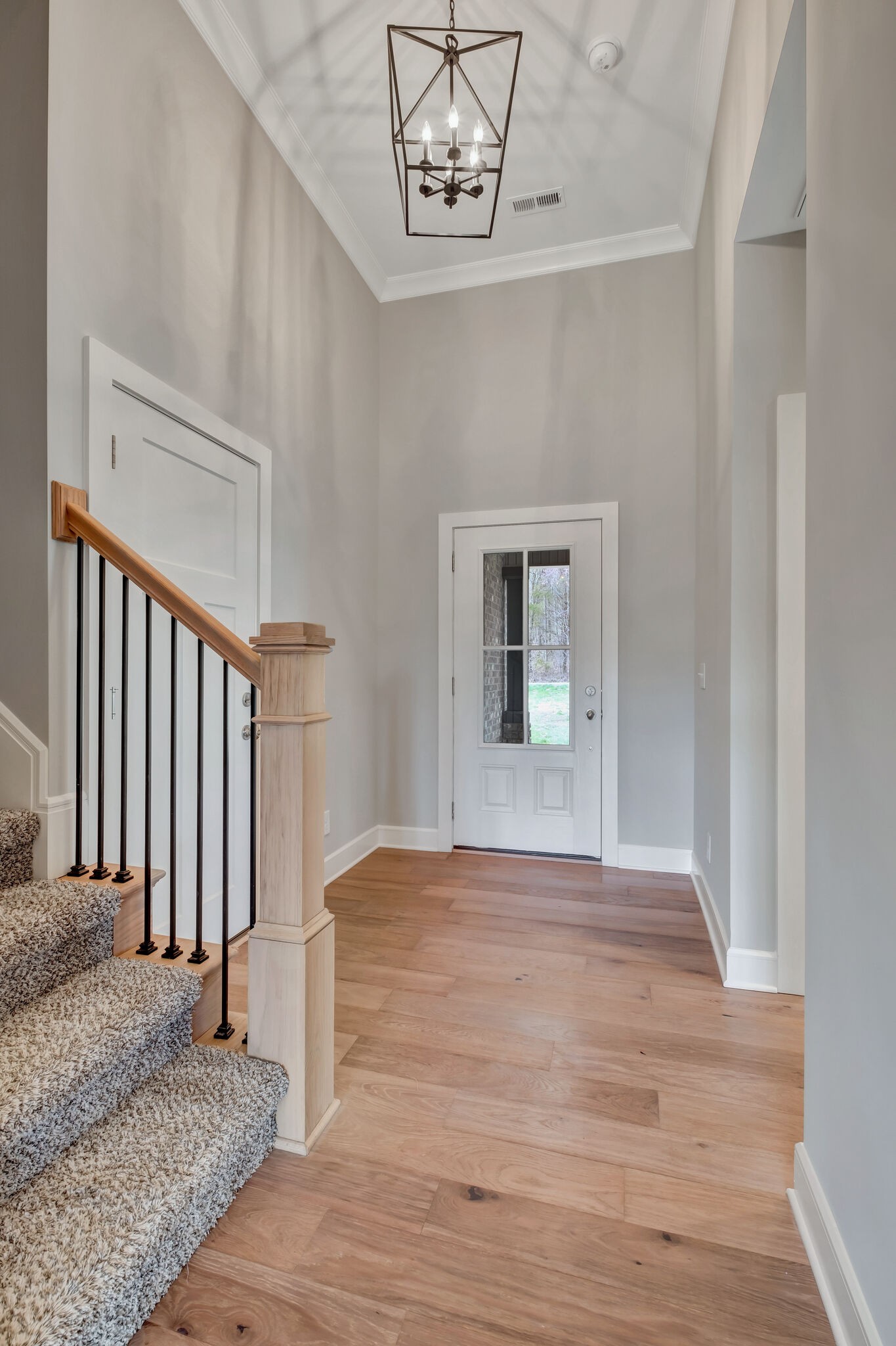 2511 Turner Road Watertown, TN 37184 - Photo 6 of 37 a view of an entryway with wooden floor